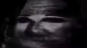 жуткие лица поют даме дане