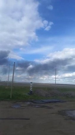 ДРОНЫ ИЗ ФУРЫ: момент взлета дронов из фуры в Усолье в Сибири. Видео снял местный житель.
