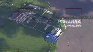 Удар ракеты Х-35У по мобильному пункту управления БПЛА в районе поселка Воронеж Сумской области.