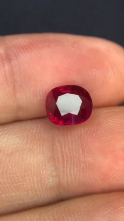 Рубин vivid red топ качества
Сертификат
Представленные камни вы можете приобрести 
Тел 89308055550