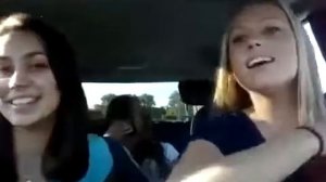 Американки поют на русском   Белый мерин