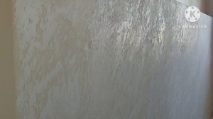 Известковая декоративная штукатурка на акцентной сте