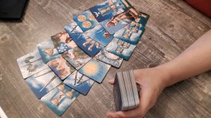 Радость свалится неожиданно? таро прогноз