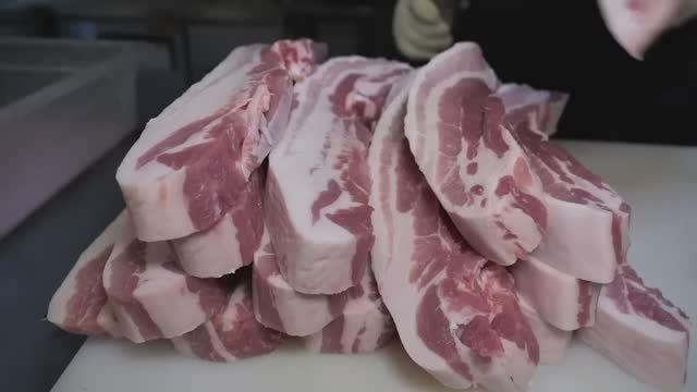 Свиная грудинка самгёпсаль, ассорти из свиной шеи