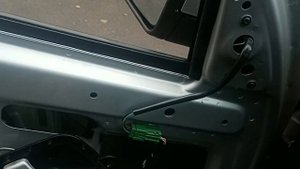 Как снять бархотки на Лада Гранта  и почистить