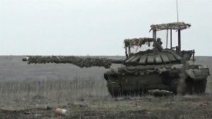 "Уралвагонзавод" передал российской армии партию новейших танков Т-80 БВМ