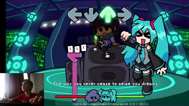 видео где я сражаюсь против хатсуна мику ссылка на мод смотреть онлайн