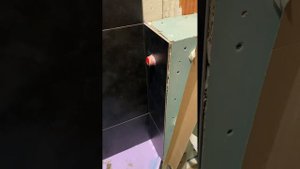 Подготовка к затирке внешних углов плитки