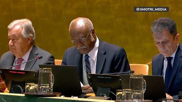 Президентом Генассамблеи ООН избрана экс-глава МИД Германии Анналена Бербок🙈