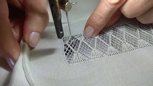 Мережка с бисером вышитая на швейной машине