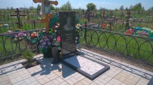 Памятник с лазерной гравировкой портрета на участке с