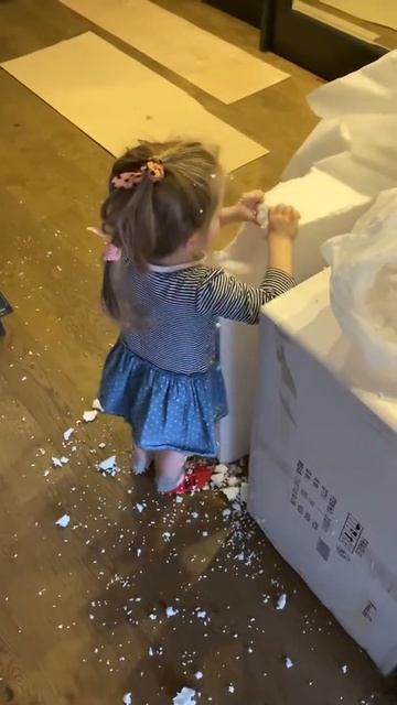 Ребёнок и пенопласт смотреть онлайн