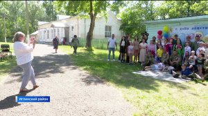 В Иглинском районе Башкортостана ветераны СВО поздравили воспитанников детского дома с 1 июня