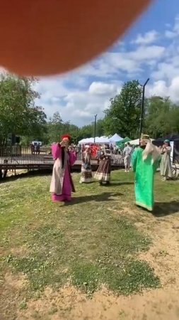 1000561476.mp4  V открытый юбилейный фестиваль народных традиций, ремесел и промыслов.БАЛАБАНОВО