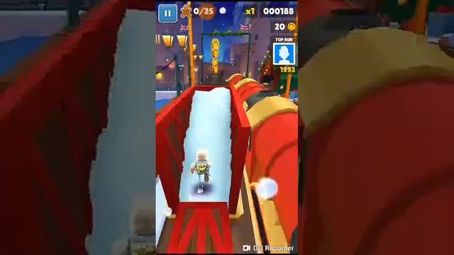 Играем subway surf