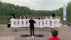 Песня "Обнимая небо" в исполнении хора «Звезда» АО «Научно-производственное предприятие "Звезда"