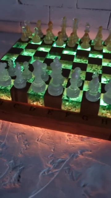 Шахматы с подсветкой из эпоксидной смолы a2inhome.ru #chess #epo смотреть онлайн