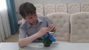 Стрекоза из синельной проволоки.31.05.2025
