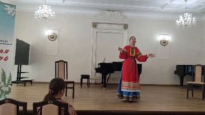 Долгова Дарина Анатольевна г. Томск . Народная песня Красноярского края " Сяду я на лавочку"