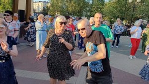 Не плачьте девочки... 01.06.25...