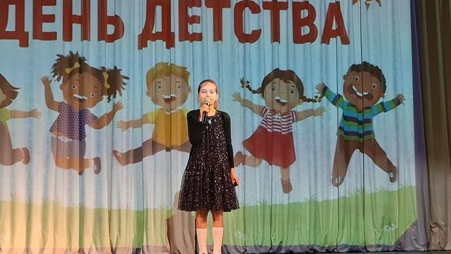 «Самый классный праздник ....» — автор Валентина Шевцова (Захарова). Читает Софья Антонова