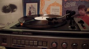 "Титина" из к/ф "Новые времена" Ч. Чаплин