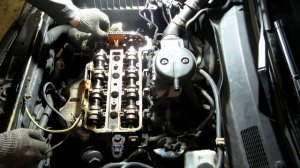 Как заменить прокладку клапанной крышки Opel Astra G.