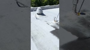 Быстрый ремонт крыши жидкой кровлей. Как мы ремонтиру?