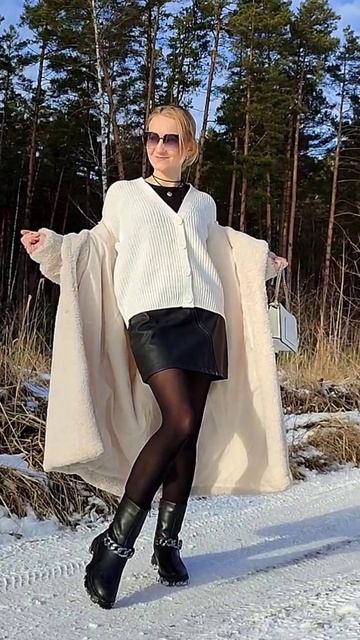 Феерично🙃 #девушка #smile #shortsvideo #жизнь #быстро #мяч #игр? смотреть онлайн