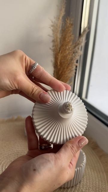 Этот эффект в гипсе просто восхищает меня 💛 смотреть онлайн