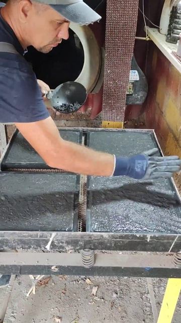 Тротуарная плитка формы эгида, #формы #плитка #мрамор #? смотреть онлайн