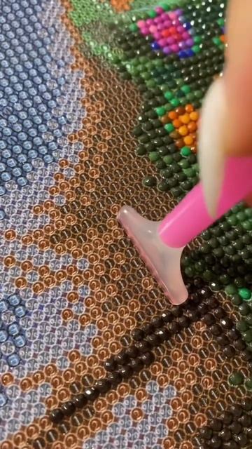 Diamond Mosaic | алмазная мозаика #hobby #diamondpainting #creative #art #ytshorts смотреть онлайн