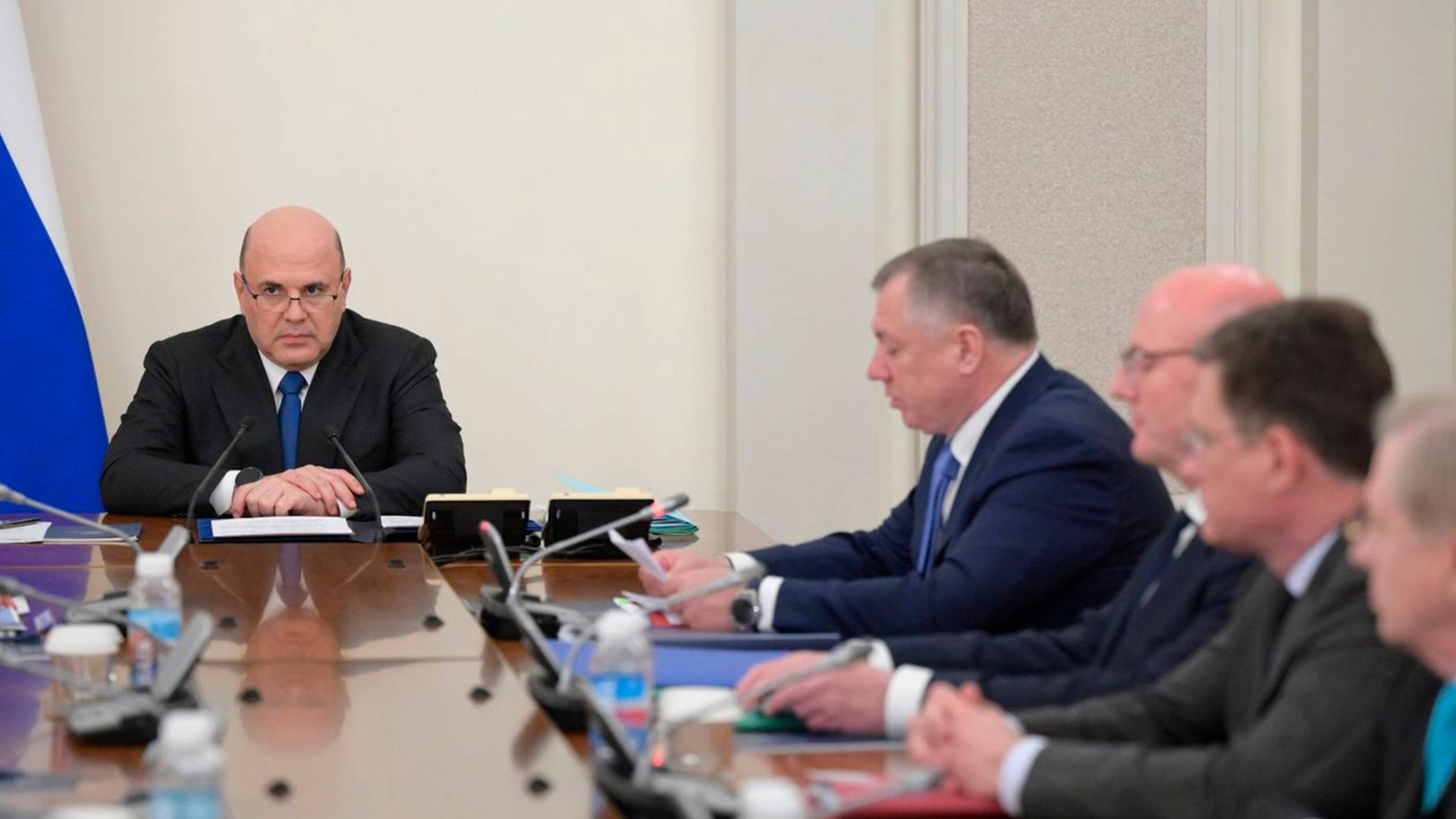 Мишустину доложили об открытии новых школ и детских дошкольных учреждений в России