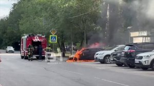 ВЫГОРЕЛ НА УЛИЦЕ: по улице Кропоткина сгорел автомобиль. Вот как это было. 🔥