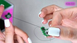 Как сделать : Котика в шапке лягушки из бисера