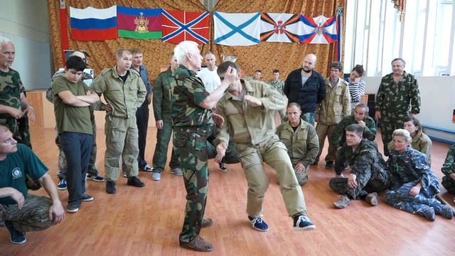 А. А. Кадочников - Построение встречи удара рукой