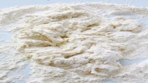 Хлеб с луком и маслинами