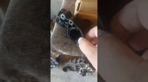 ОМ 642,836 Течь антифриза. Разбухла резинка. Сломалась перегородка пласкиковая.