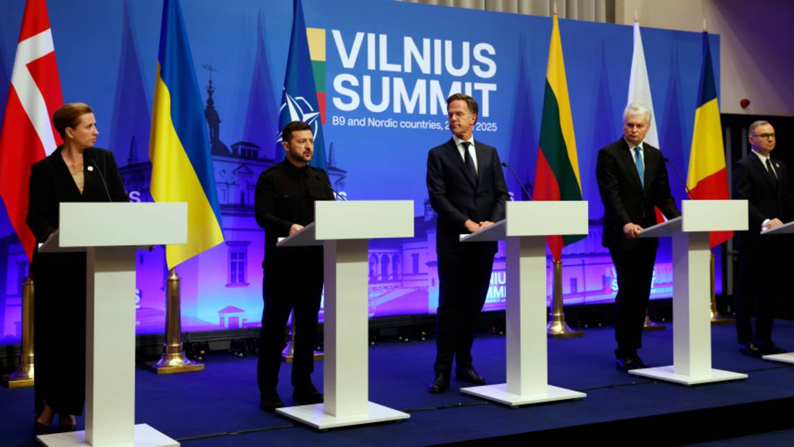 Накормили завтраком: Украину опять не взяли в НАТО