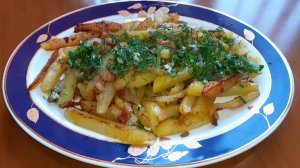 Жареная картошка на сале с луком, чесноком и зеленью. Как пожарить картошку, чтобы было вкусно?