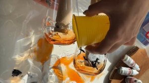 Заливаем рисуем на бокалах эпоксидной смолой