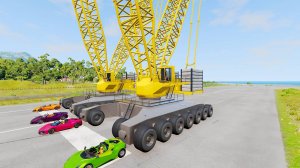 Гигантский кран давит машины. Аварии со строительным краном