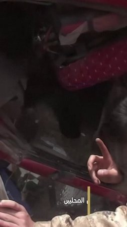 👨🚒Китайские солдаты спасли водителя перевернувшегося грузовика в Тибете