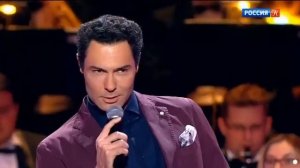 Отогнув уголок занавески / Евгений Кунгуров/ #евгенийк