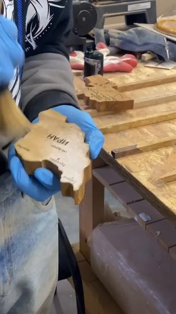 Карта мира из дерева #animalcrossing #wood #anime #woodworking #beat #art #beats # смотреть онлайн