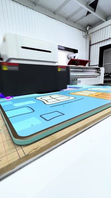 Печатаем на фанере с помощью УФ принтера👨🏻🎨 смотреть онлайн