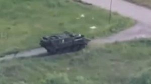 Российские военные угнали канадский БТР на глазах у ВСУ