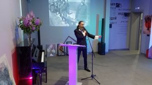 ОЛЕГ ПОПОВ ПЕВЕЦ    ." БАЛЛАДА О СОЛДАТЕ"