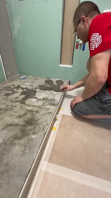 Облицовка подиума керамогранитом✅#keramoslav #плиточникм? смотреть онлайн