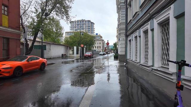 Москва под дождём 2025 – завораживающий тур пешком по улицам столицы, ощути реальную Россию сейчас!